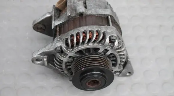 Mitsubishi L200 Generator/alternator 1800A410L200 1800A410