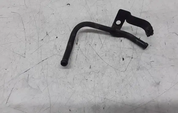 Hyundai Santa Fe Fuel line pipe