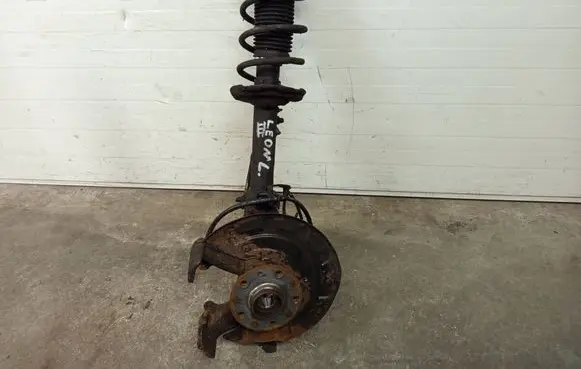 Seat Leon (5F) Front wheel hub spindle knuckle ZWROTNICALEON