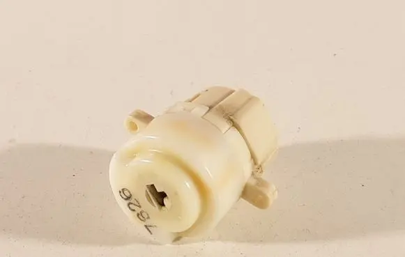 Subaru Impreza III Ignition lock contact 7626