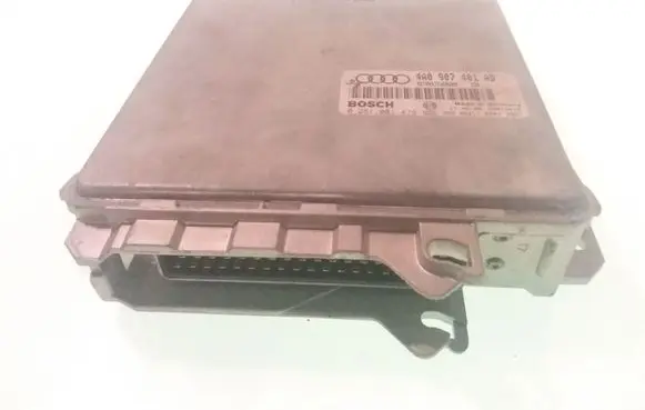 Audi A6 S6 C4 4A Engine control unit/module A0907401