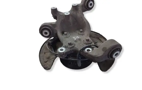 Mercedes-Benz B W246 W242 Rear wheel hub 