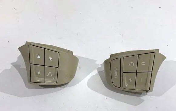 Volvo S80 Steering wheel buttons/switches 3076806530768059