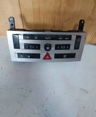 Peugeot 407 Climate control unit 96573322 FL1B13A90E
