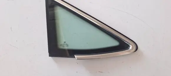 Volkswagen Touran III Front triangle window/glass DOT682M3240AS2 43R011582