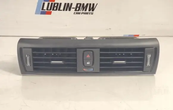 BMW 1 F20 F21 Dash center air vent grill 9207116