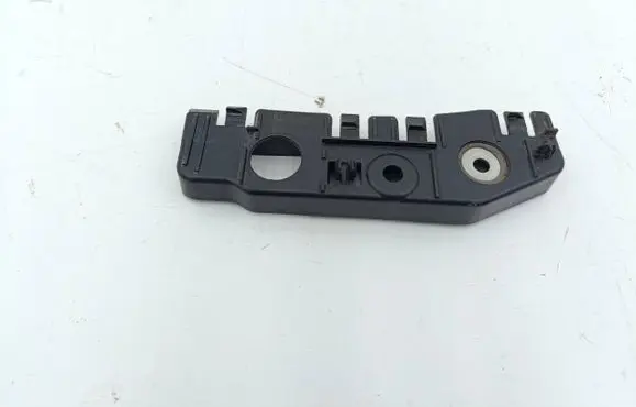 Audi A5 Fender mounting bracket 8W6853921