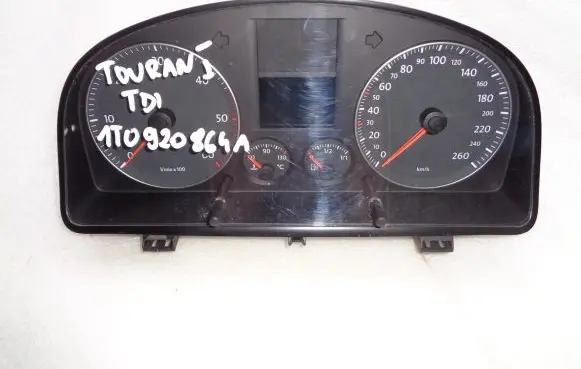 Volkswagen Touran I Speedometer (instrument cluster) 1T0920864A