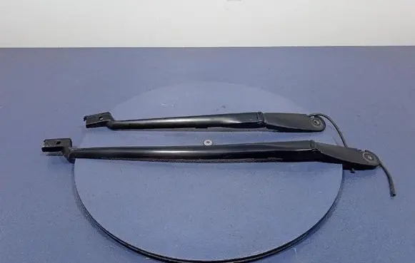 Mercedes-Benz 508 Front wiper blade arm 9813512080