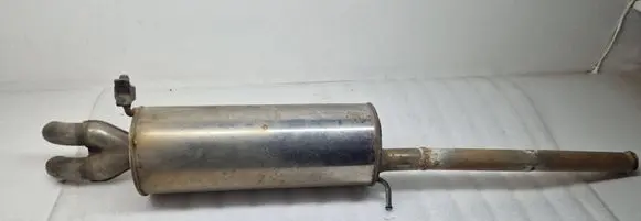 Volkswagen PASSAT B5 Muffler/silencer 8D0253611S