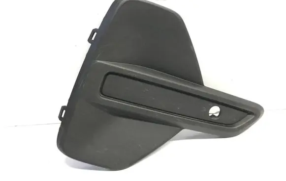 Volvo XC40 Front bumper lower grill 32136102