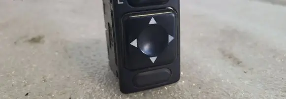 Subaru Forester SF Wing mirror switch