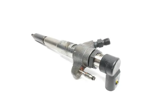 Nissan NV400 Fuel injector 166000372R HMLGT5164R 9MKFEFGD0