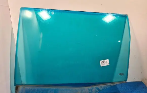 Nissan Terrano Rear door window glass