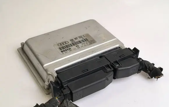 Audi A6 S6 C5 4B Engine control unit/module 4B0907552C 26SA5130 0261204767