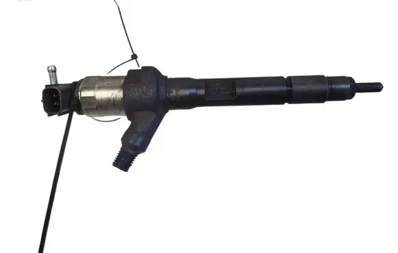 Mazda 6 Fuel injector R2AA13H50