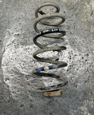 Toyota Auris 150 Rear coil spring