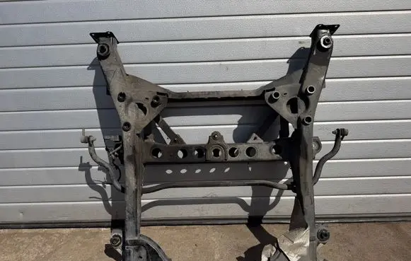 Mercedes-Benz V Class W447 Front subframe 