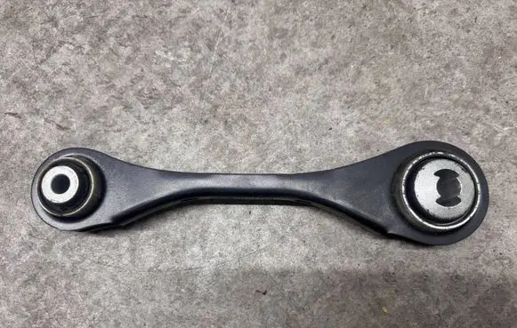 BMW i4 Rear control arm 6878632 6878633