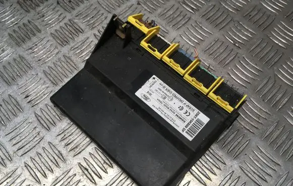Ford Fiesta Comfort/convenience module 5WK48033D E1197RA000001 E1A000280