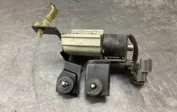 Honda CR-V Air conditioning (A/C) expansion valve 4433101120