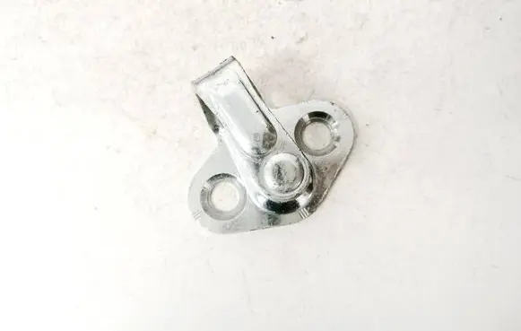 Opel Insignia A Front door lock loop/hook striker 