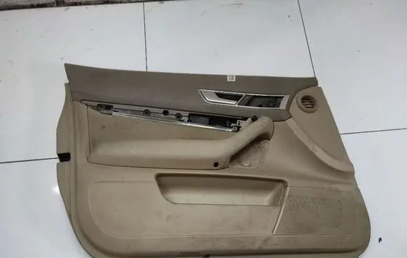 Audi A6 S6 C6 4F Front door card panel trim 4F1867105A