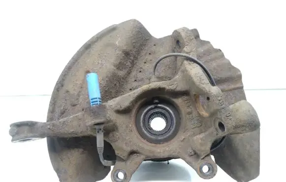 BMW X5 E53 Front wheel hub spindle knuckle 6908705 61126908705