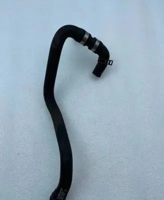Mercedes-Benz GLS X166 Engine coolant pipe/hose A1668304996