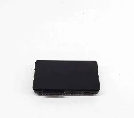 Hyundai Kona I Wireless charging module 95560CM000