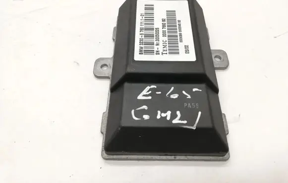 BMW 7 E65 E66 Steering rack control module 6760111