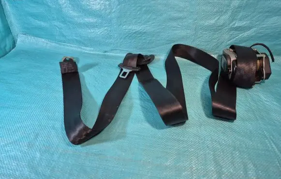 Seat Altea Front seatbelt 5P0857706B 04167112 047112