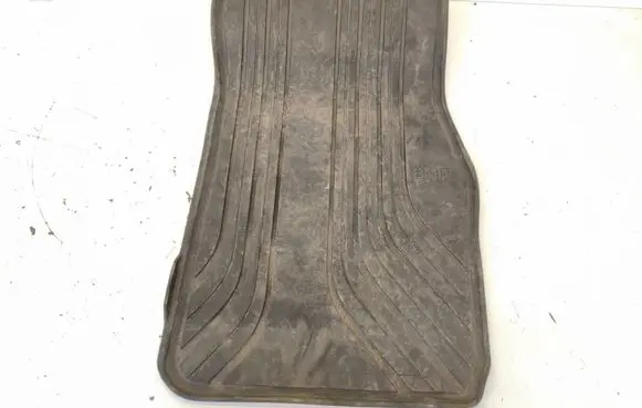 BMW 1 F20 F21 Front floor mat 2210208 2219794 2210211