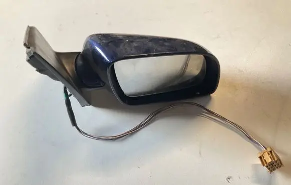 Volkswagen Cross Polo Front door electric wing mirror