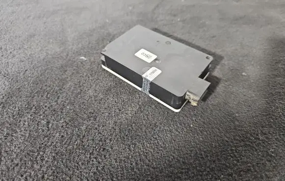 Mercedes-Benz E W212 Distronic sensor radar A0009050110