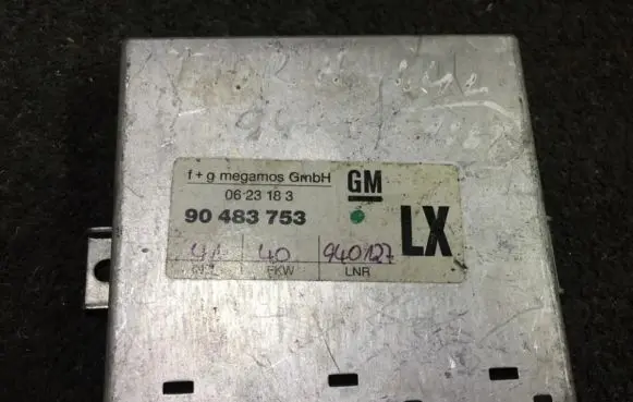 Opel Tigra A Other control units/modules 90483753 0623183