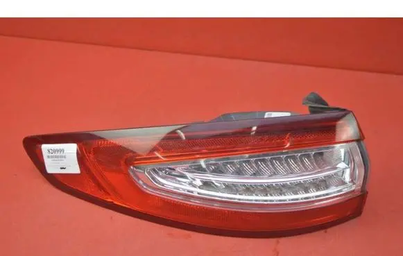 Ford Mondeo MK I Rear/tail lights DS7313405AM