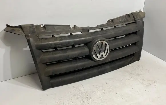 Volkswagen Crafter Front grill 9068800085