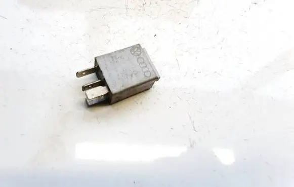 Volkswagen Touran I Other relay 1K0951253A 449