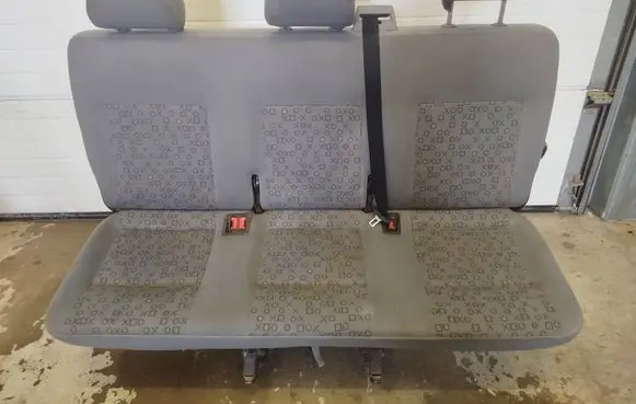 Volkswagen Transporter - Caravelle T5 Third row seats 