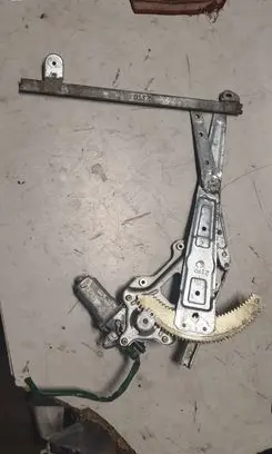 Subaru Outback Front door window regulator with motor 202280 AF0FA