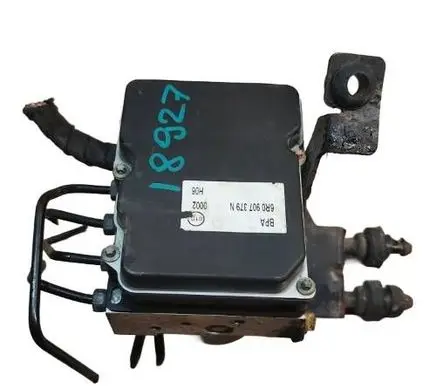 Skoda Fabia Mk2 (5J) ABS Pump 0265951045 6R0907379N