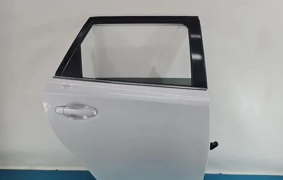 Toyota Auris E180 Rear door IMPRK1568368