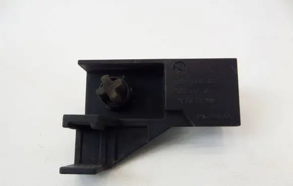 Mini Cooper Countryman R60 Radiator mount bracket 2751342