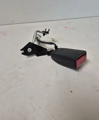 Mazda 3 II Rear seatbelt buckle BAF150157K