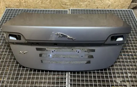 Jaguar XF X250 Tailgate/trunk/boot lid