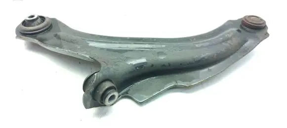 Renault Clio IV Front control arm 497RD