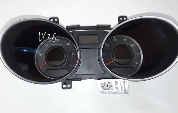 Hyundai ix35 Speedometer (instrument cluster) 940092Y800