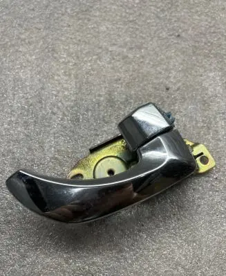 KIA Sorento Rear door interior handle