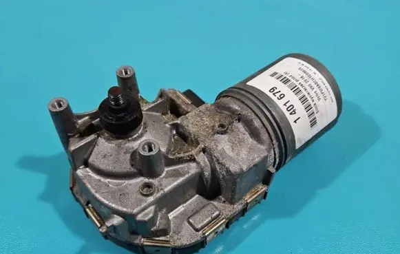 Wiper motor